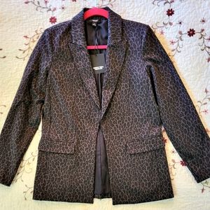 Simply Vera Subtle Leopard Print Blazer